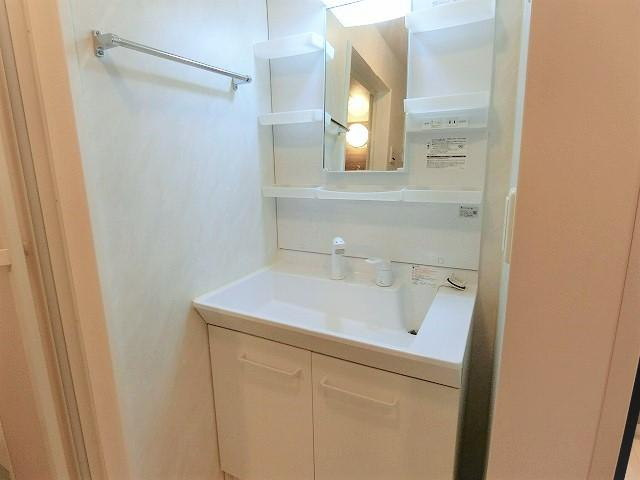 スマートエメロードの独立洗面台