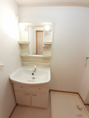 【洗面所】 | フローラル奥田Ａ