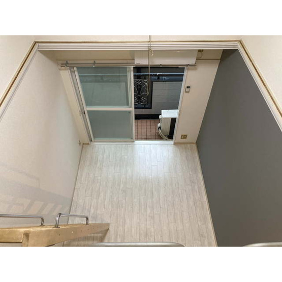 【居間・リビング】 | アクセス札場町 | ロフトから洋室