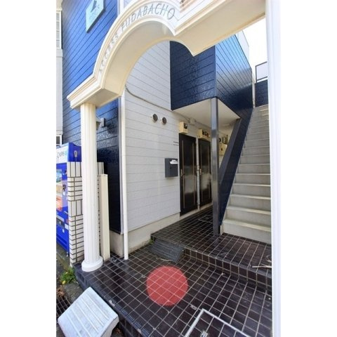 【エントランス】 | アクセス札場町 | 建物入り口