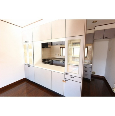 【居間・リビング】 | LDK１４帖　キッチンボード