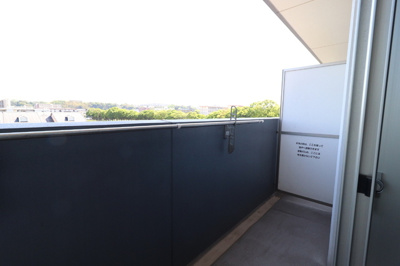 【バルコニー】 | グラシア三川 | 303　バルコニー