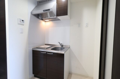 【キッチン】 | グラシア三川 | 303　キッチン