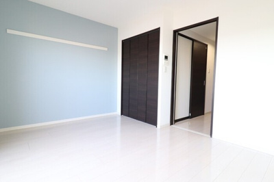 【その他】 | グラシア三川 | 303　洋室