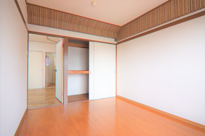 明るい印象のお部屋です