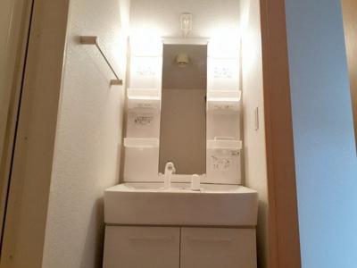 【洗面所】 | フランメゾン　Ｃ