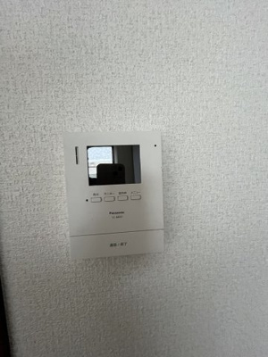【セキュリティ】 | 中央ハイツ | モニター付きインターホン