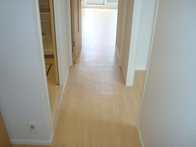 【内装】 | ブルーバード | 廊下