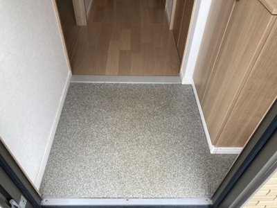 【玄関】 | フロントハウス