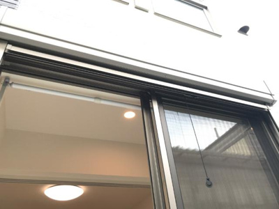 【設備】 | アンソレイエ（Ansoleille） | 掃き出しシャッター（イメージ）