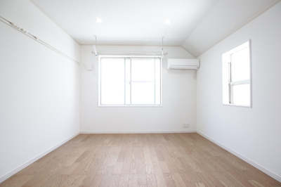 ※照明は設備ではありません。