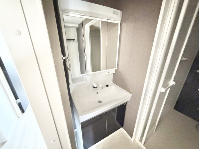 コルザの独立洗面台