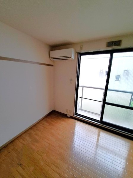 ｓａｌｕｔｅ　ｔｓｕｇａ　サルーテツガ