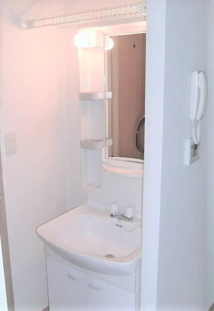 ｓａｌｕｔｅ　ｔｓｕｇａ　サルーテツガの洗面所