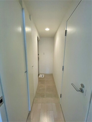 【玄関】 | ビバリーホームズ板橋本町 | 玄関　※2022年8月撮影の写真