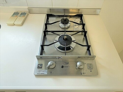 【設備】 | ビバリーホームズ板橋本町 | ２口コンロ①　※2022年8月撮影の写真