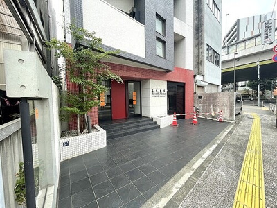 【エントランス】 | ビバリーホームズ板橋本町 | エントランス外観　※2022年8月撮影の写真