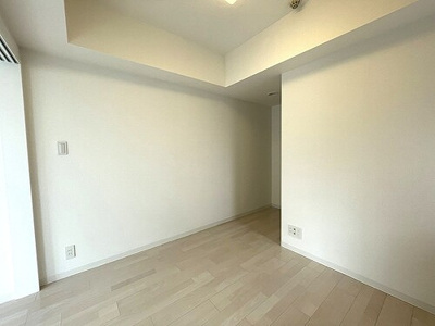 【居間・リビング】 | ビバリーホームズ板橋本町 | リビング別角度　※2022年8月撮影の写真