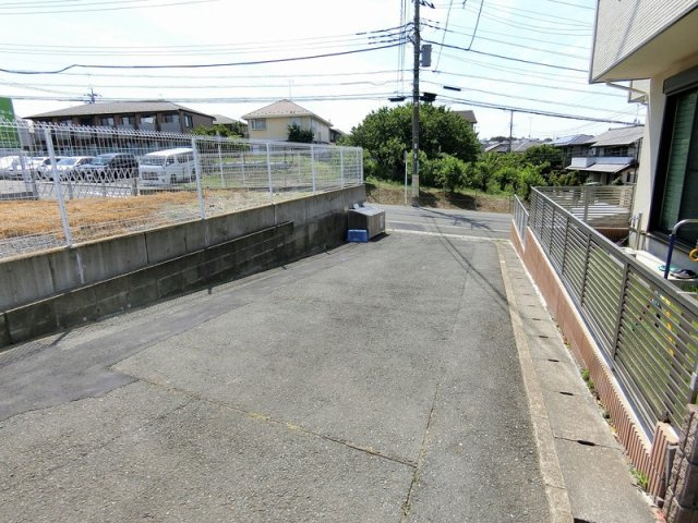 リブリ・宮前のエントランス