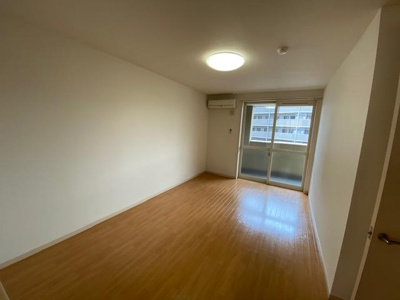 【居間・リビング】 | メープルコート | リビング