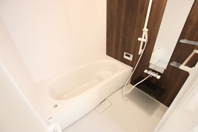 追焚き＆浴室乾燥機付き♪