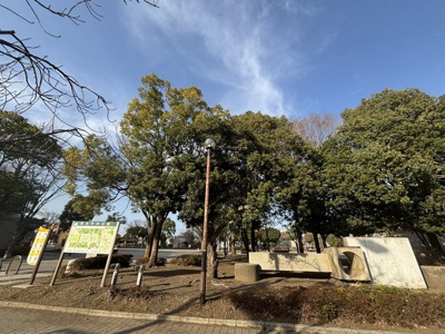 厚木中央公園まで１５０ｍ