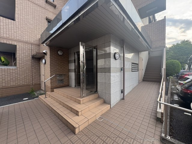 フラワーフォンテーヌⅡのエントランス