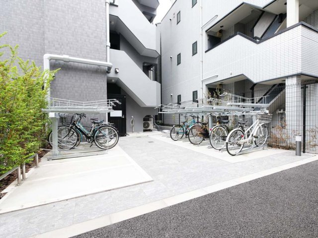 CREATIF秋葉原の外観