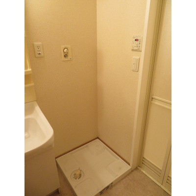 【洗面所】 | フェアリープレイス | 洗濯機置き場