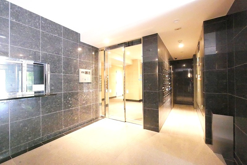 Nステージ上野の外観