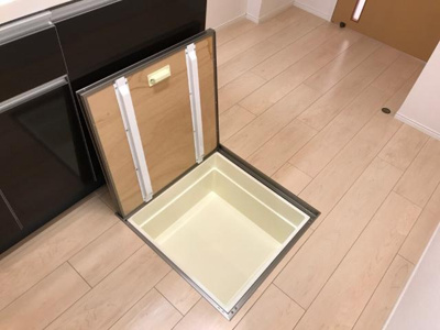 【収納】 | エムネージュ薬円台 | 床下収納