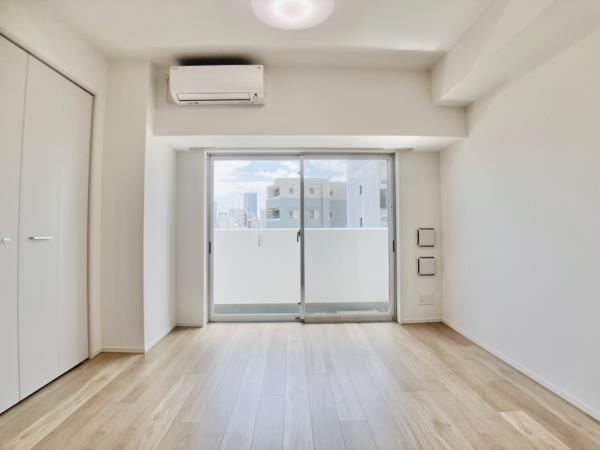 ＰＲＥＭＩＵＭ　ＣＵＢＥ　上野の居間・リビング