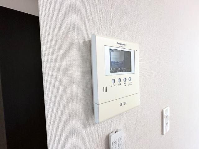 グラデヴォーレの内装|カメラ付インターホン