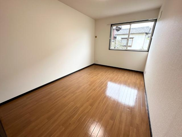 グラデヴォーレの内装|洋室