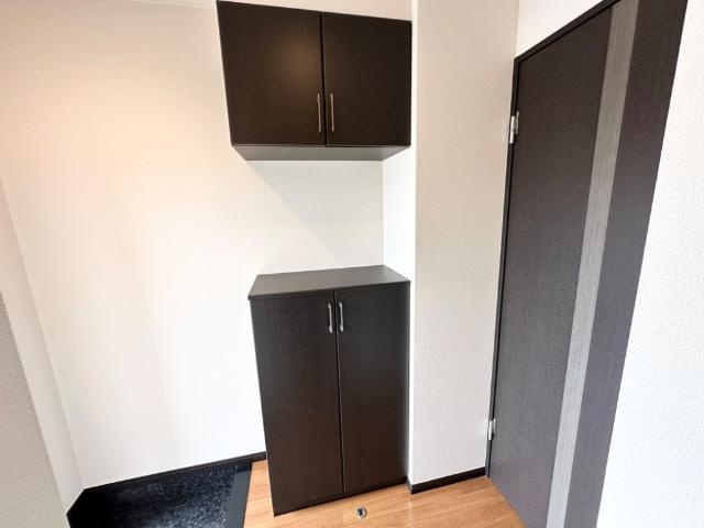 グラデヴォーレの玄関|シューズボックス