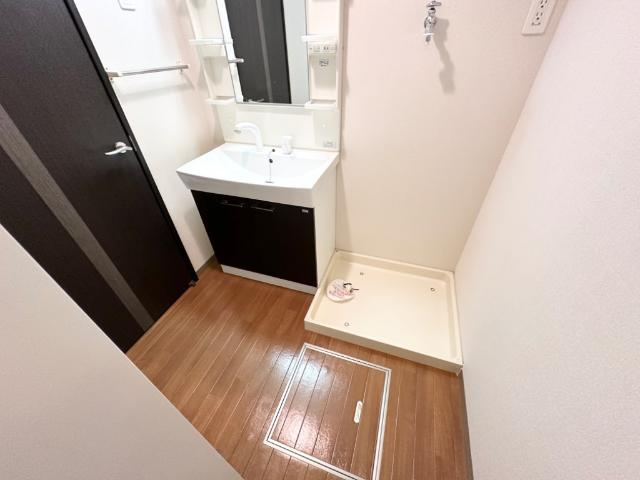 グラデヴォーレの洗面所|脱衣所