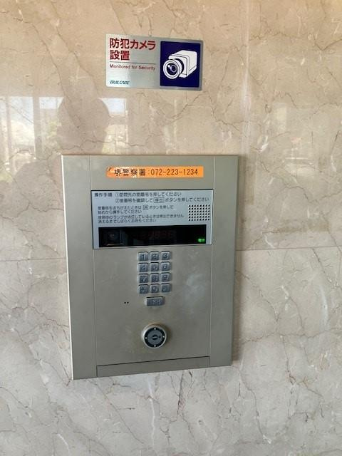 パークナードフィットなかもずのエントランス