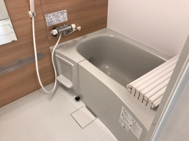 フェリーチェ白石中央Ｄの浴室|バス