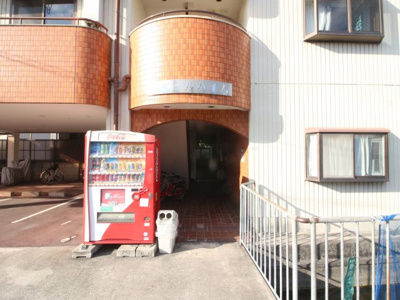 【エントランス】 | RHYTHM高槻野田