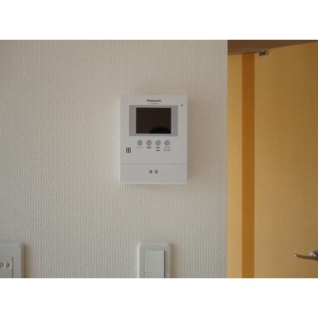 アメニティ・ハイツＥ２の設備|インターホン（ＴＶ）