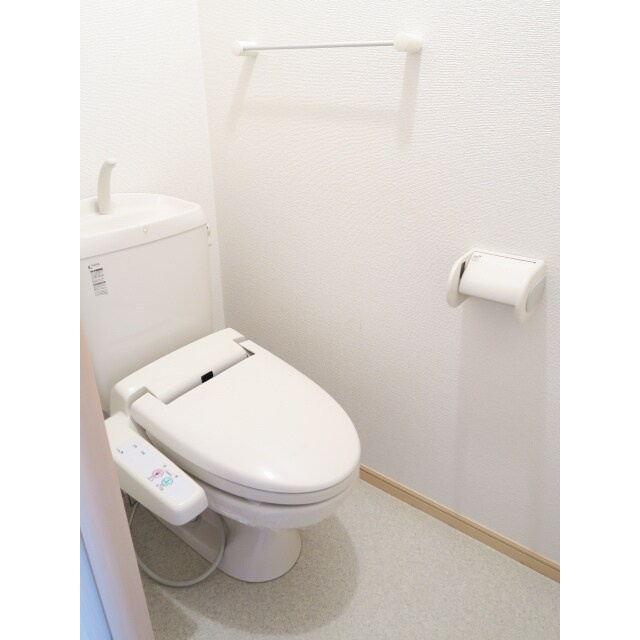 クロスローズ弐番館のトイレ