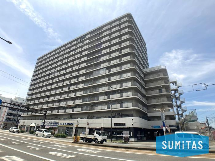 14階建ての高層マンションの11階につき、お部屋からの景色は良好です♪
