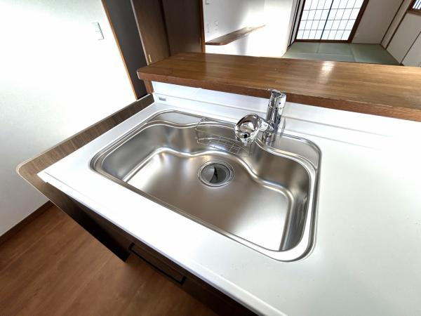宇都宮市竹林町　４ＬＤＫ　中古住宅のキッチン