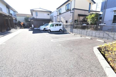 【駐車場】 |  Breeze谷塚 