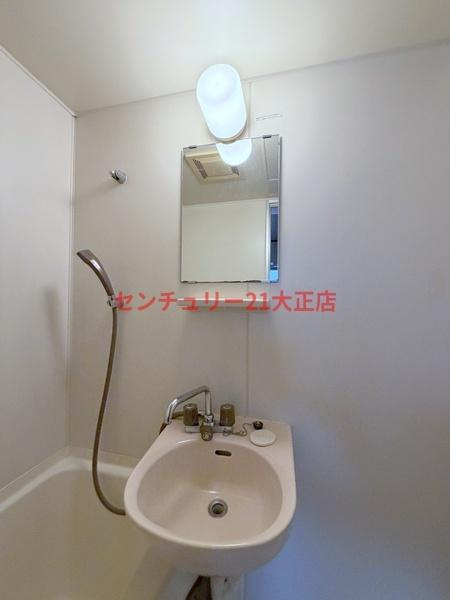 メゾンノアの洗面所|★洗面台と鏡有り★