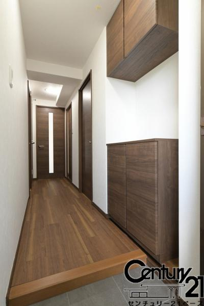 カルム南八木の玄関|■現地撮影写真■玄関には大容量シューズボックス完備です！