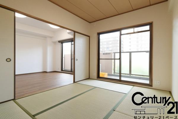 カルム南八木の和室|■現地撮影写真■ほっこり落ち着ける、リビング隣接タイプの和室です！