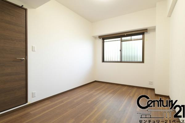 カルム南八木の洋室|■現地撮影写真■日当たりのよい明るい雰囲気の洋室です！