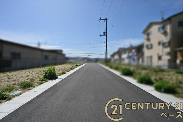橿原市忌部町　１号地　建築条件なし土地の前面道路含む現地写真|■現地撮影写真■落ち着いた雰囲気の住宅地内です！