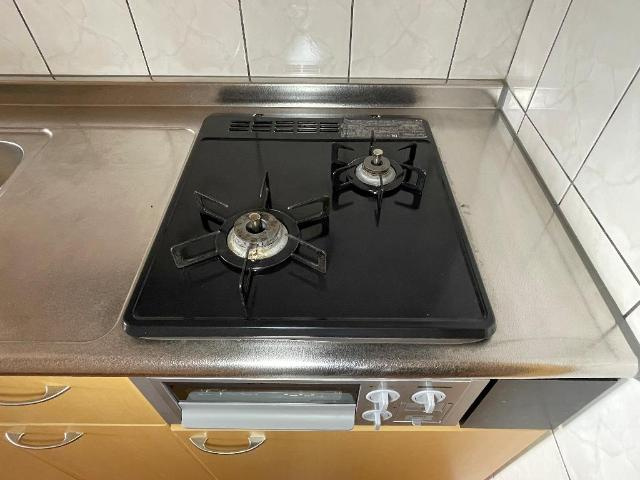 フローラ滑川のキッチン|ガスコンロ